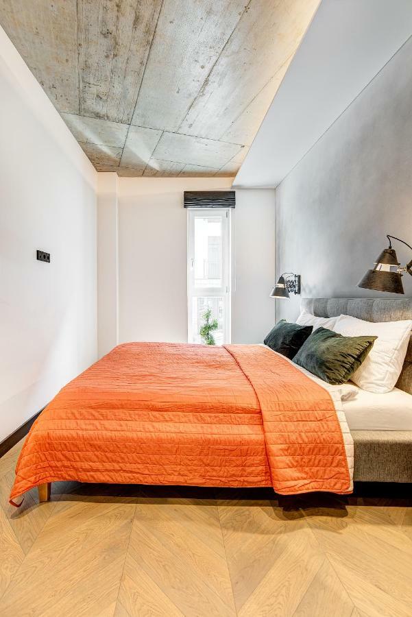 Happy Inn Presidential, Self Check-In, Parking In The Underground Garage VNO Exterior foto