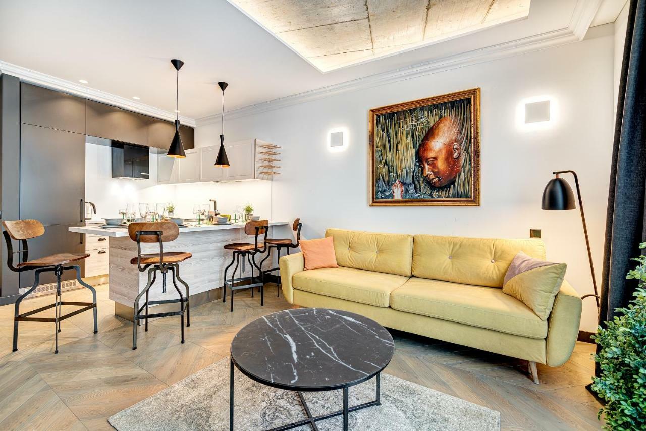 Happy Inn Presidential, Self Check-In, Parking In The Underground Garage VNO Exterior foto