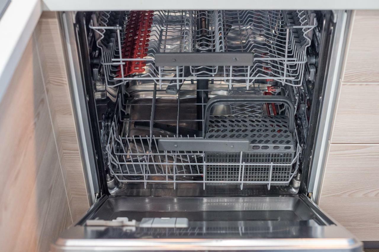 Happy Inn Presidential, Self Check-In, Parking In The Underground Garage VNO Exterior foto